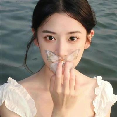 搭车遇狼惊魂记